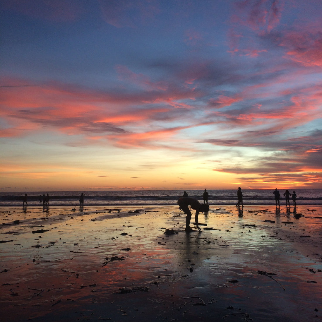 EARTH DAY BEACH CLEAN UP