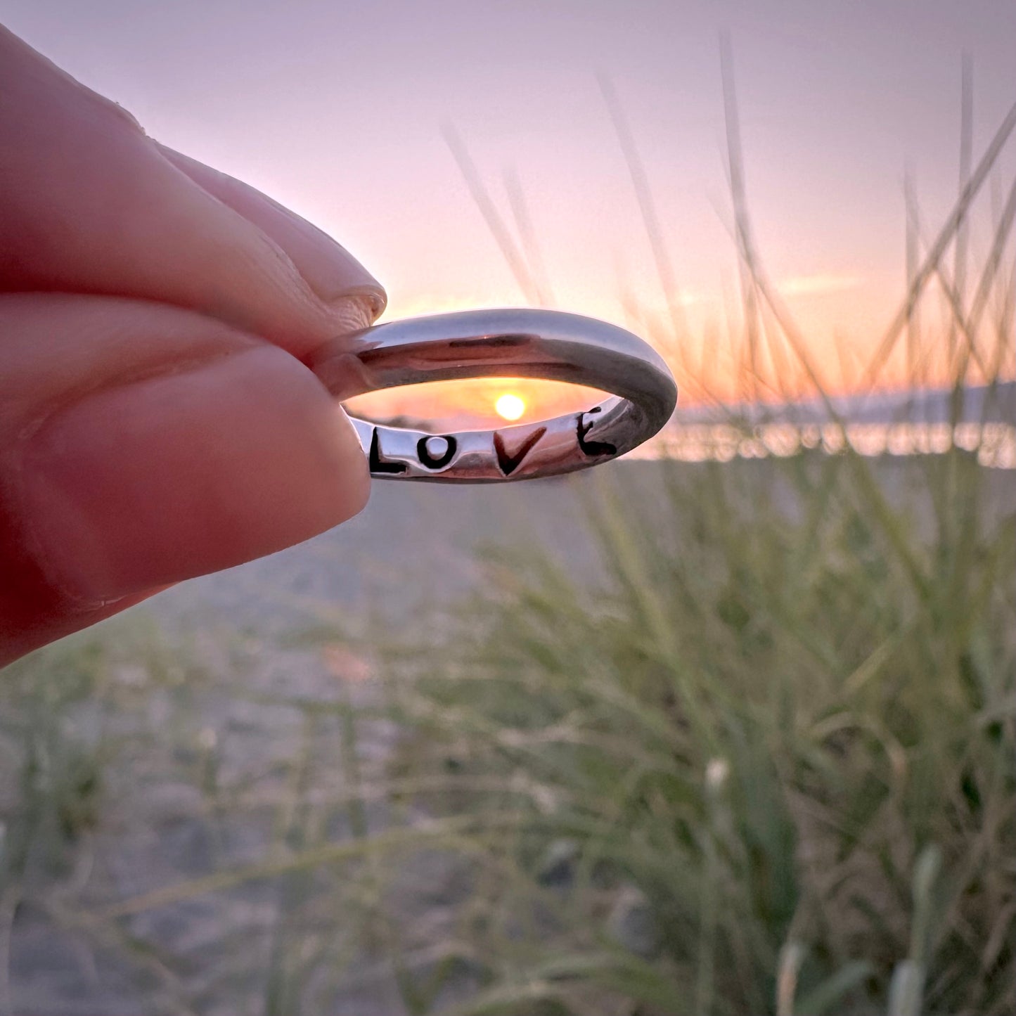 LOVE RING