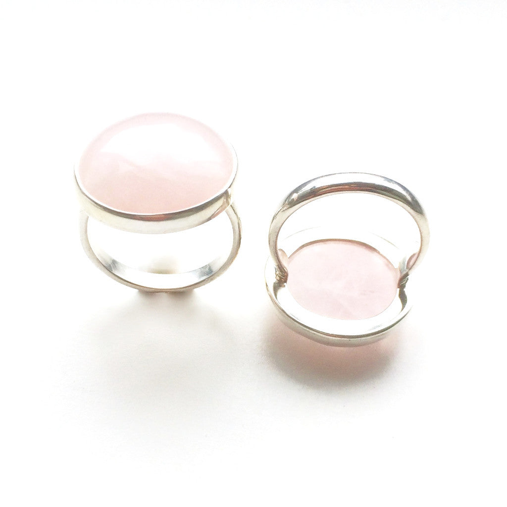 Round Rose Quartz Ring